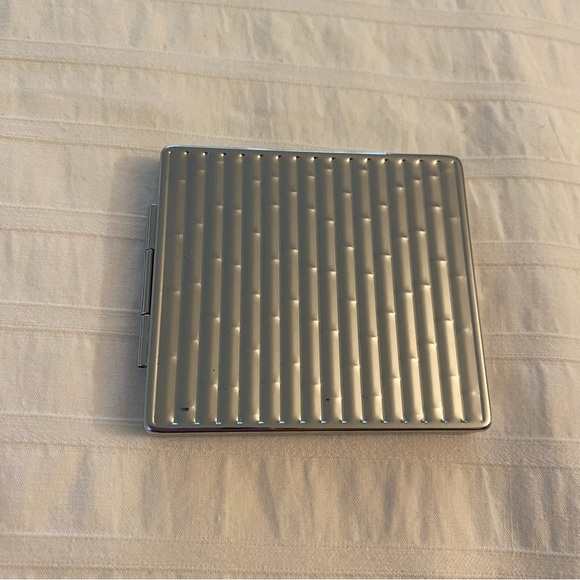 NEW GUCCI Bamboo Compact Silver Mirror Magnification - Picture 9 of 13